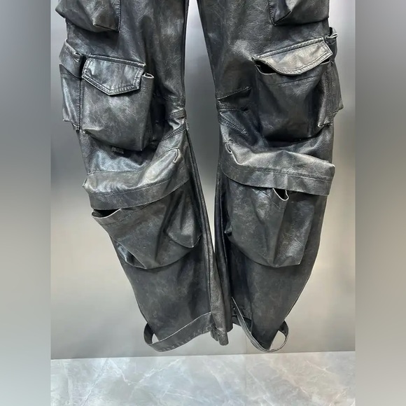 Leather cargo pants - Picture 4 of 7